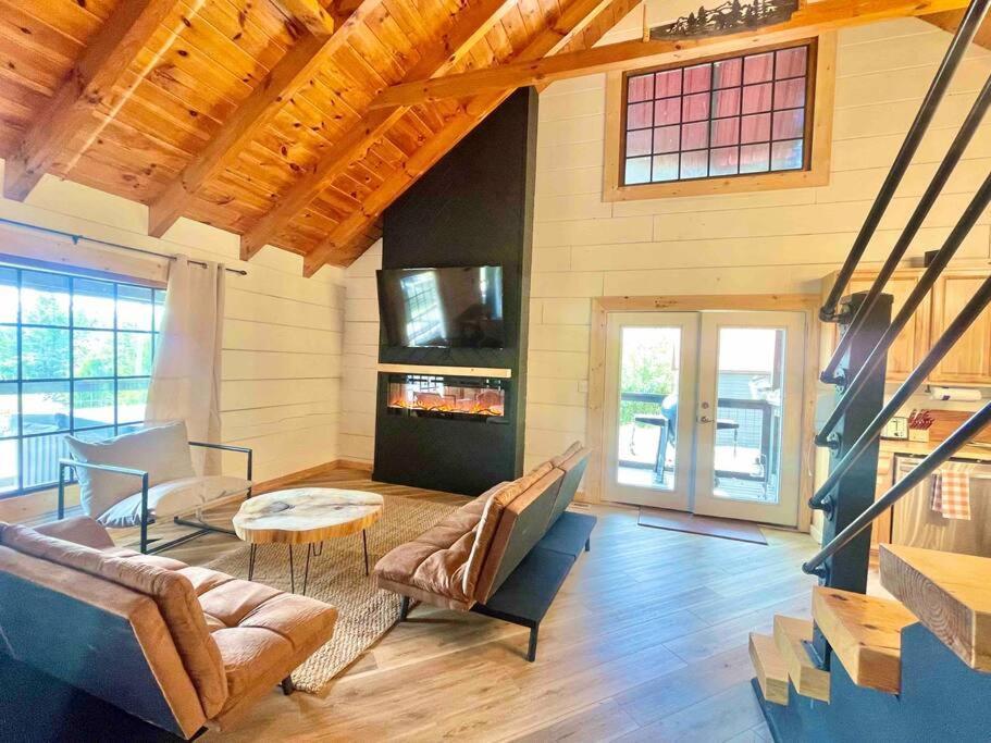 Modern Lake Side Nest• Hotub Fenced Yard King Beds Sevierville Extérieur photo