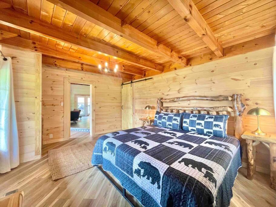 Modern Lake Side Nest• Hotub Fenced Yard King Beds Sevierville Extérieur photo